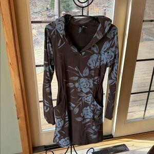 Winter Sun Bohemian LS Hooded Floral Sz M Dress in Brown and Light Blue w Pocket